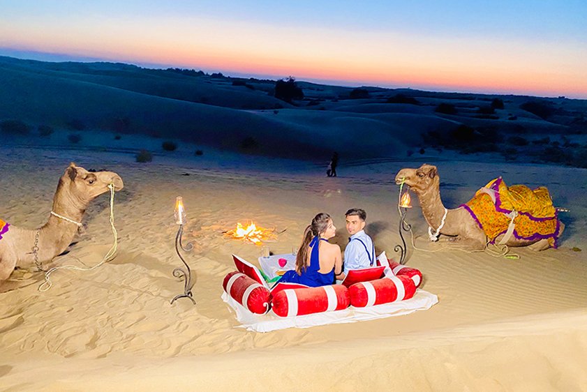 Dinner On Dunes